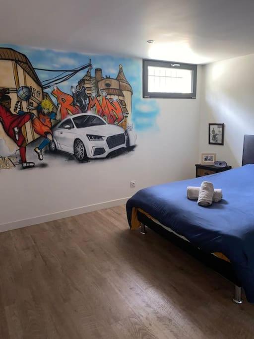 Loft Proche Centre Ville Hotes Habitant A L Etage Laval  Exterior foto